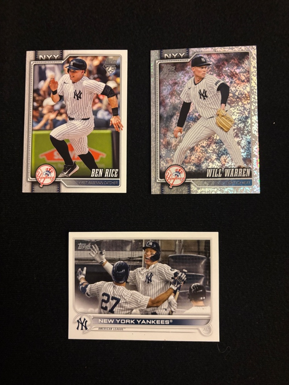 Topps New York Yankees Cards - White, Navy